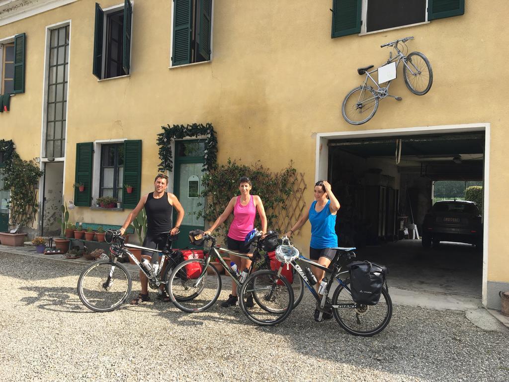 Villa Agriturismo Cascina Nuova à Valenza Extérieur photo